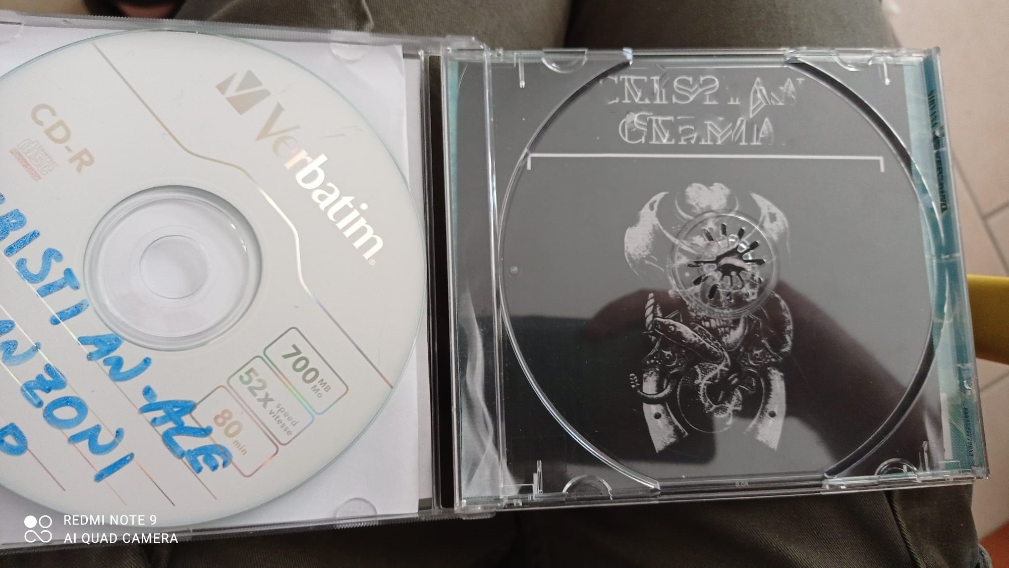Copertina CD Rap creata da un minore in comunità con l'educatore Alessandro Lupo.